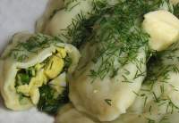 Вареники с зеленым луком и яйцом