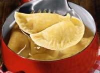Вареники с яблоками и брусникой